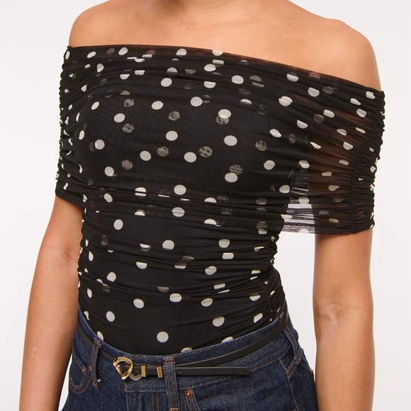 Black and White Puff Sleeve Ruched Blouse - Picture 1 of 5